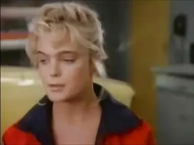 עשה פיקניק לחברה חזה וזיין אפרוח סקס ישראלי עדן בחצר.