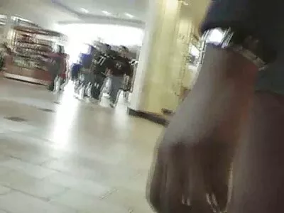 גבר חזק נותן זין אדיר לינוק סקס ישראלי חינם אישה וגומר עליה.