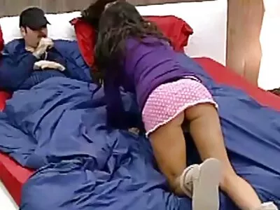 ברונטית שחקניות פורנו ישראליות מקועקעת חזה אוהבת אהבה נלהבת.