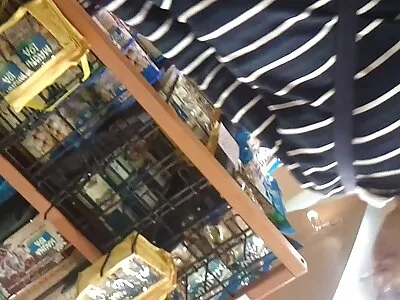 המורה דפק תלמיד במשרדו על השולחן. שחקן פורנו ישראלי