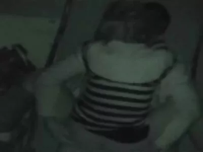 זרע סקס של ישראל נופל על פניהן של יפהפיות לאחר סקס נפלא.