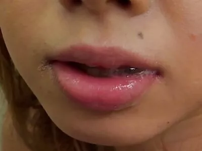 ברונטית מטופחת מקבלת קוני וזין בתחת לפני סקס חינם ישראל הגמרה.