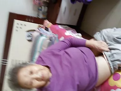 סקס בוקר במקלחת עם אישה בוגרת שיש פורנו ישראלי גייז לה ציצים ענקיים.