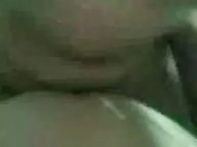 האפרוח מאנאלי סכס ישראלי היה שפריץ.